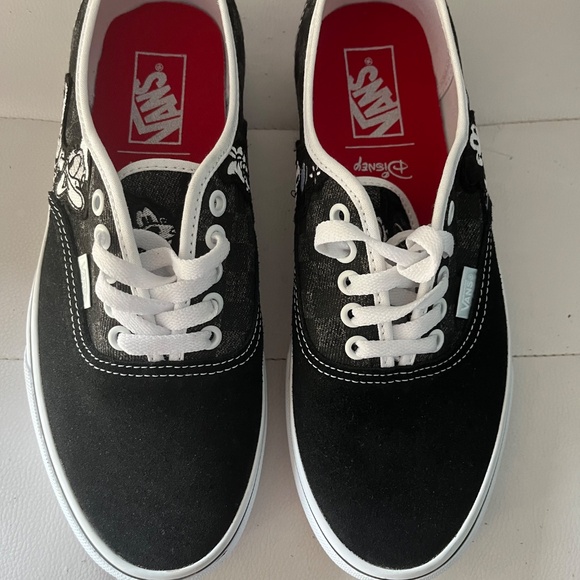 Vans Disney 100 - Picture 8 of 10